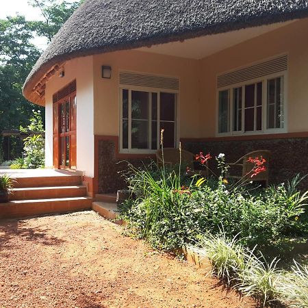 Brownstone Country Home Lira Esterno foto