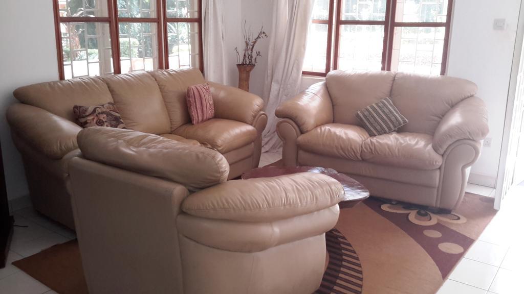 Brownstone Country Home Lira Esterno foto